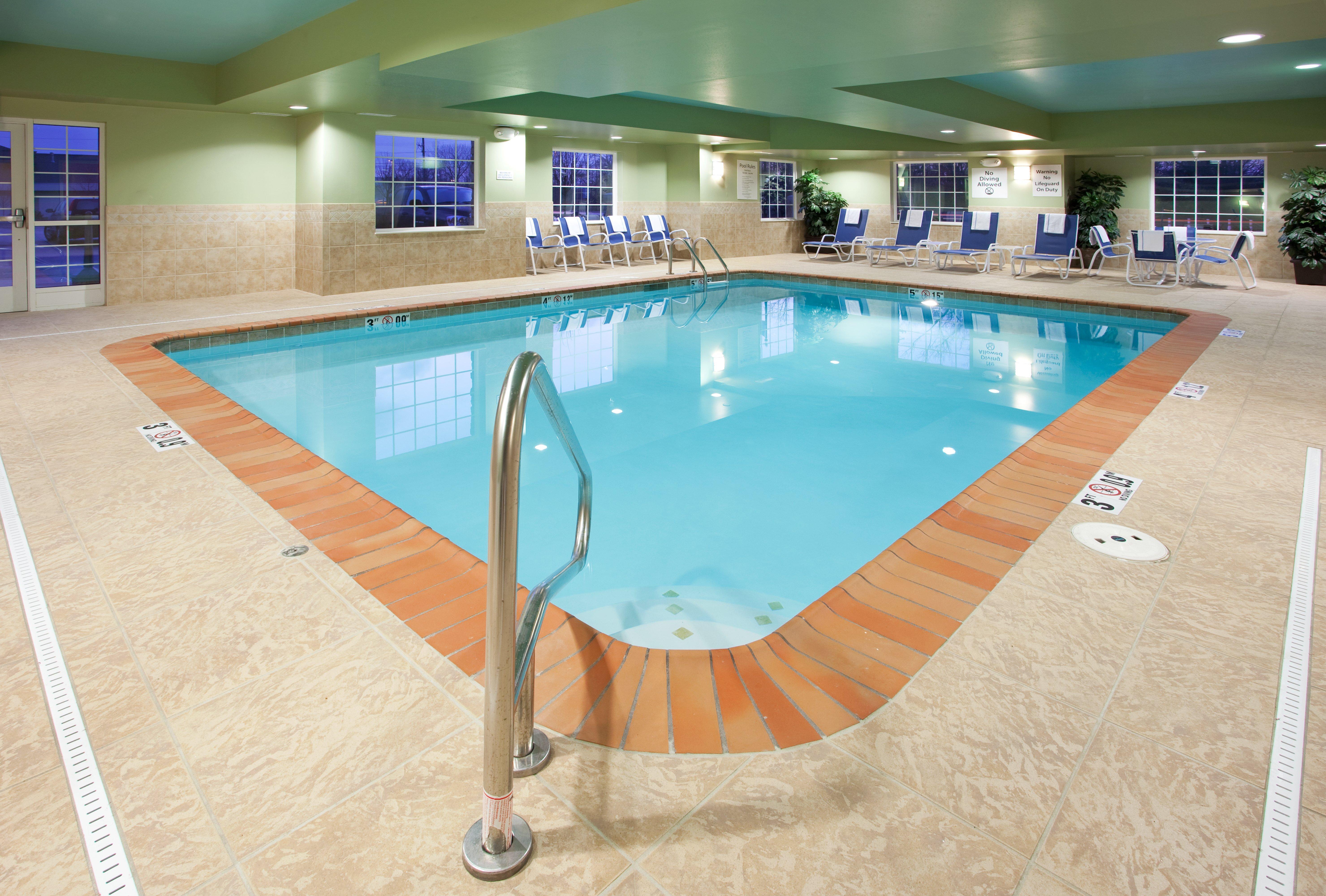 Holiday Inn Express - Columbus - Dublin By Ihg Екстериор снимка