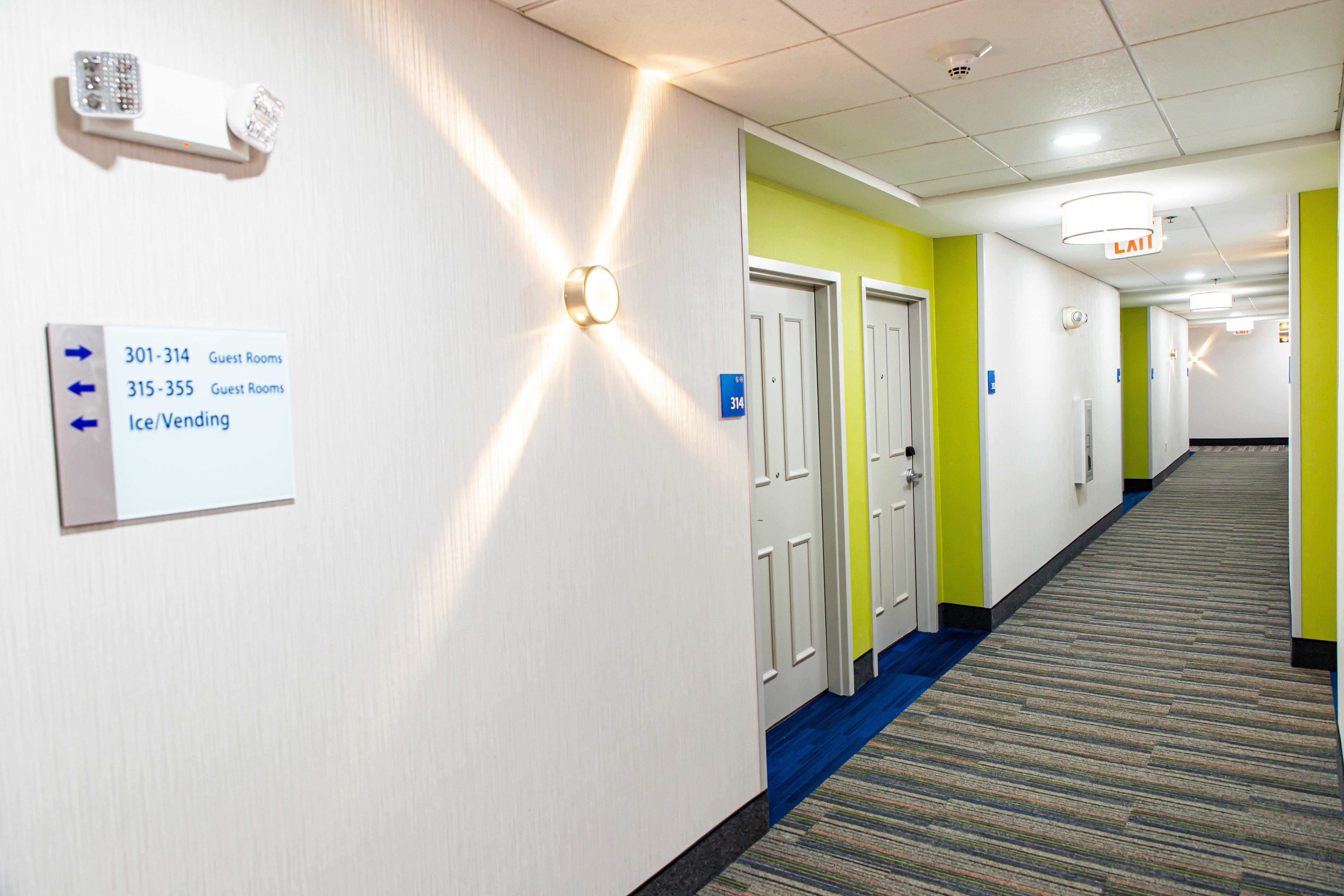 Holiday Inn Express - Columbus - Dublin By Ihg Екстериор снимка