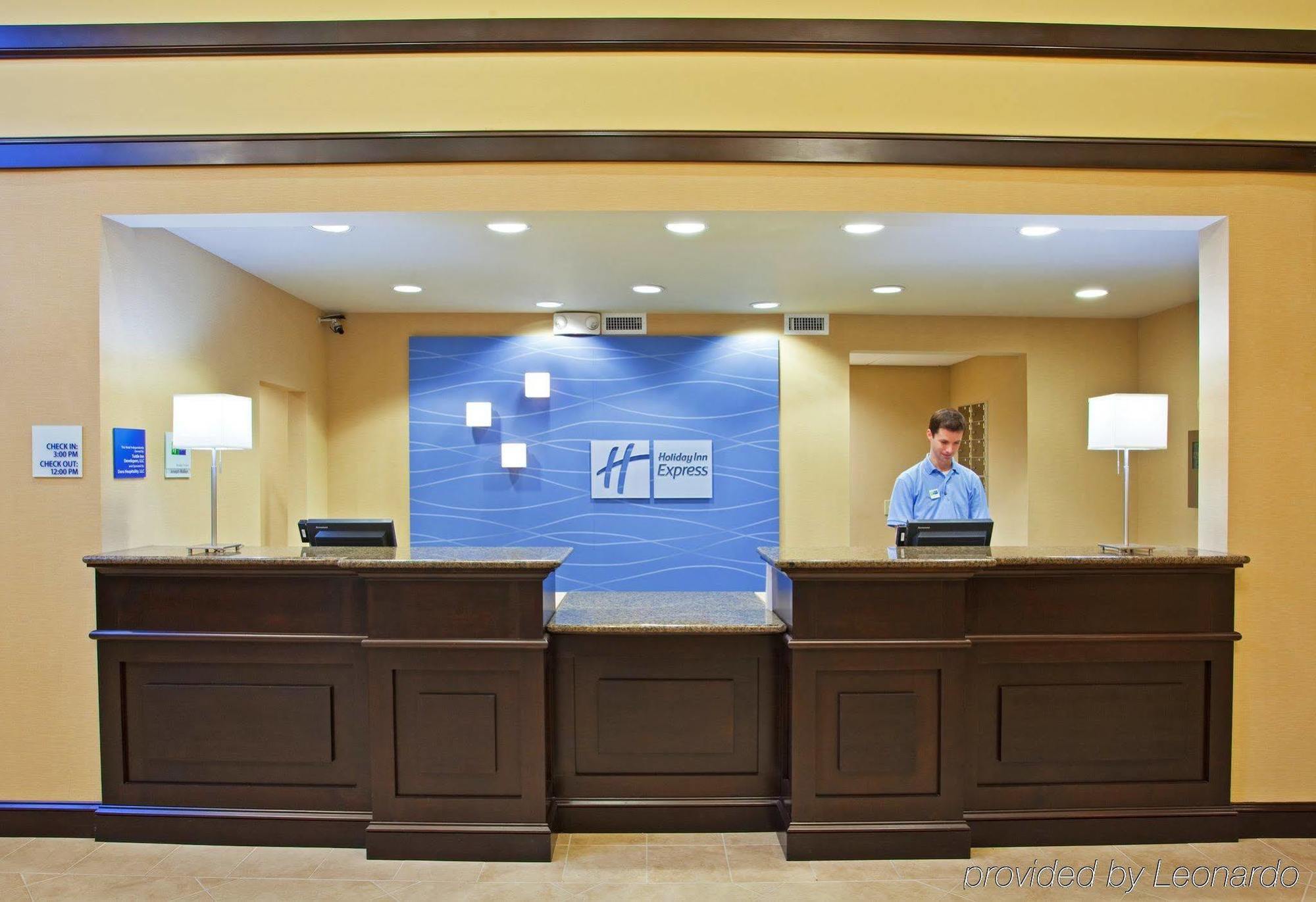 Holiday Inn Express - Columbus - Dublin By Ihg Екстериор снимка